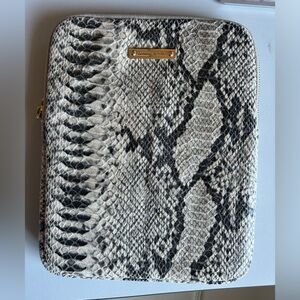 Banana Republic Tablet Case